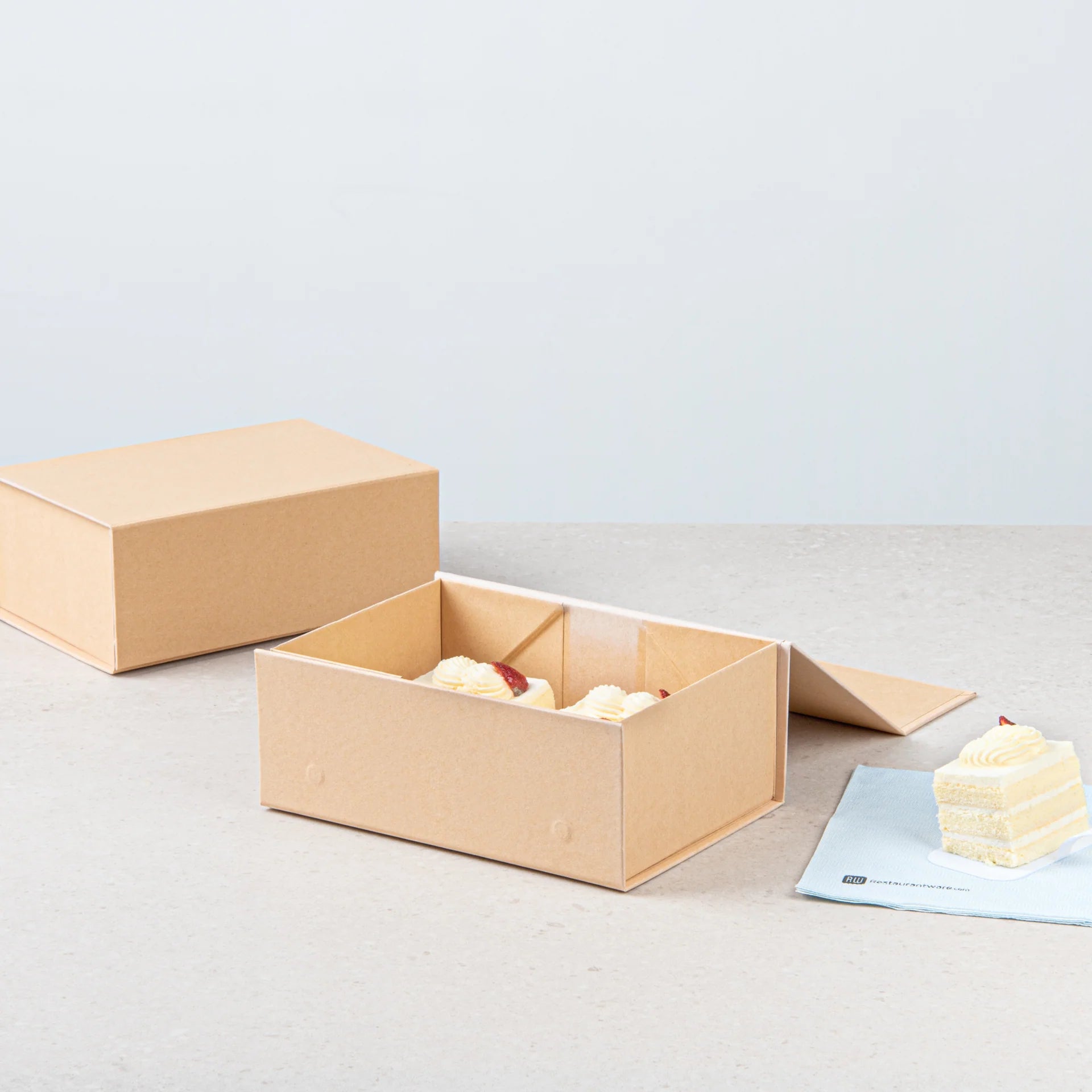 Kraft Magnetic Paper Box - Medium