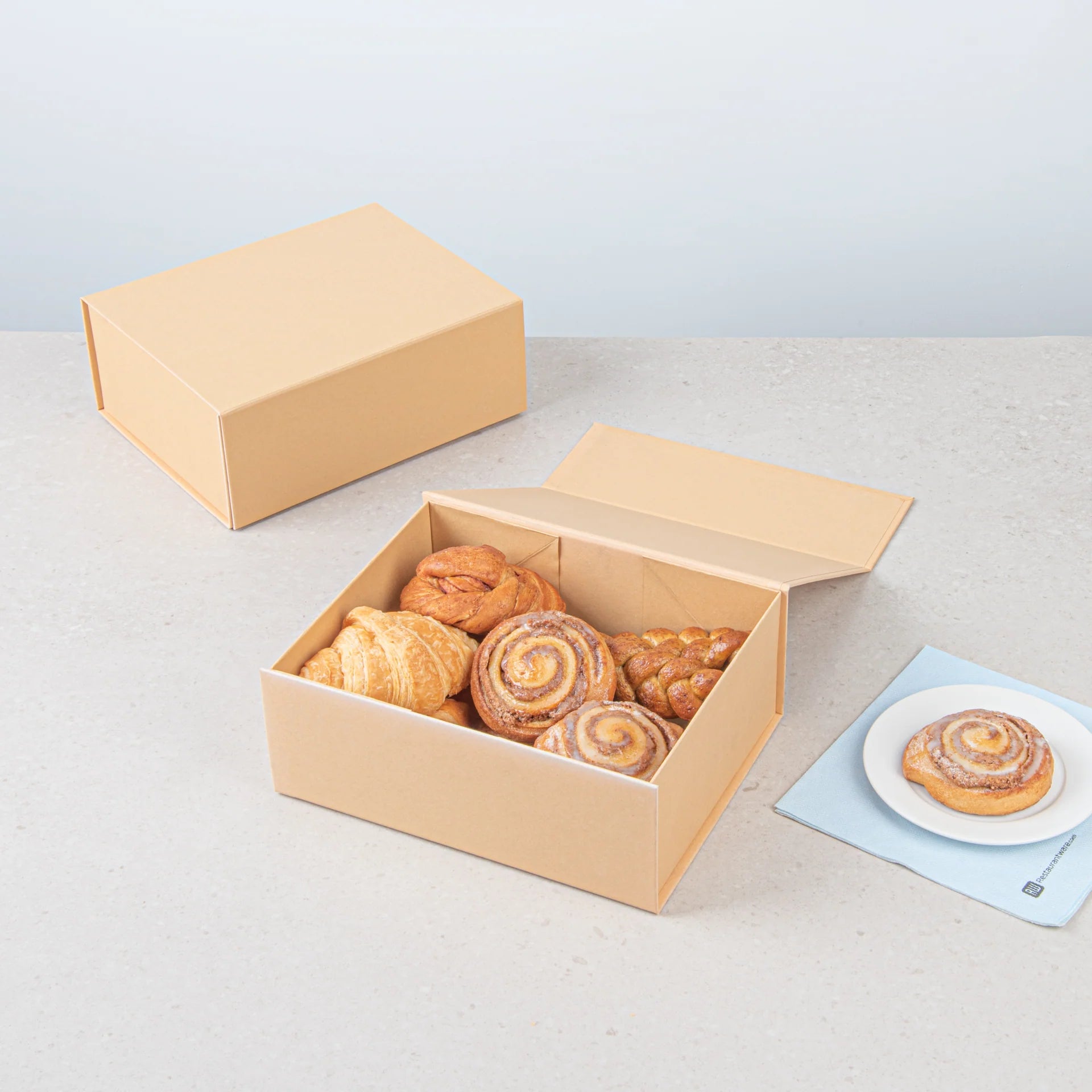 Kraft Magnetic Paper Box – Large