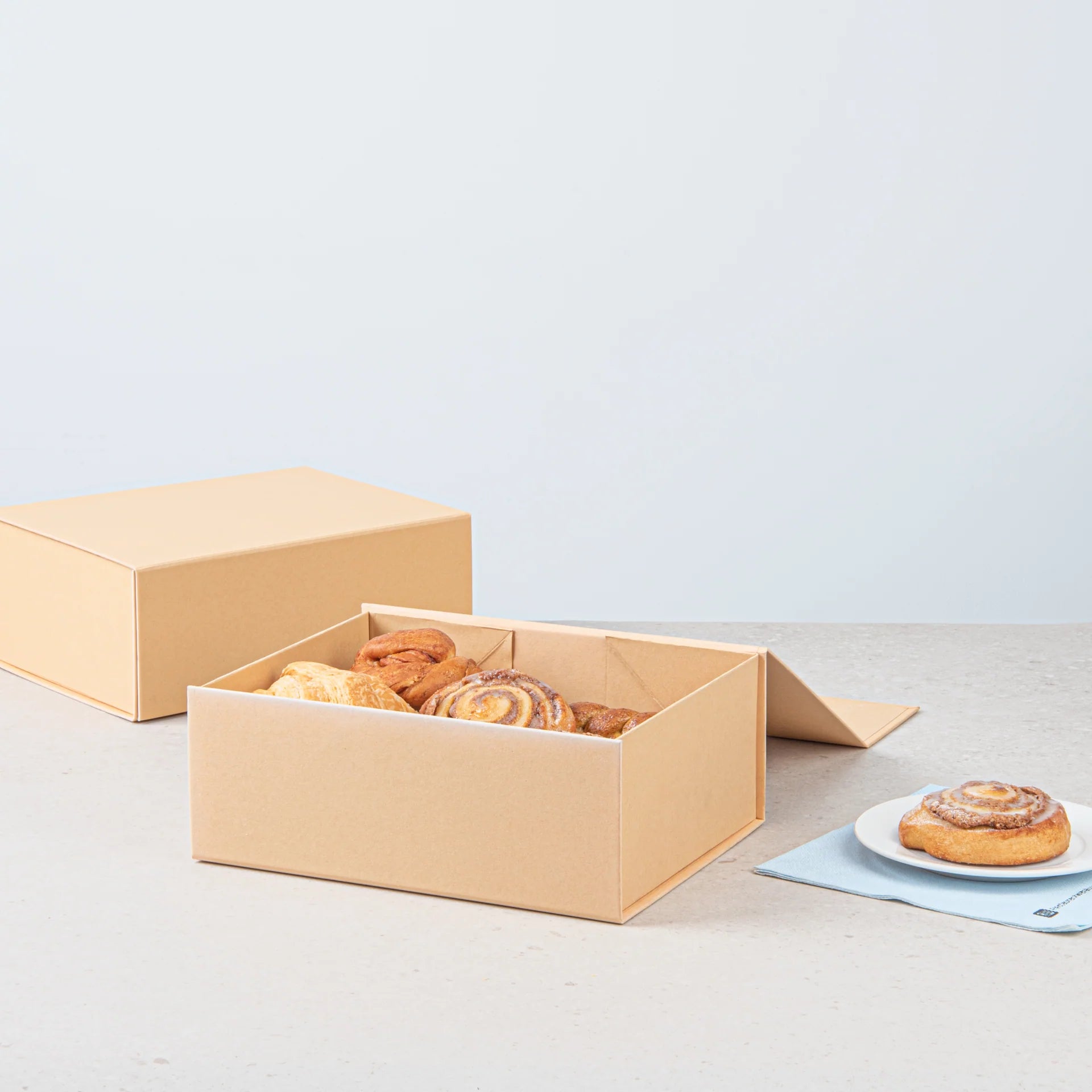Kraft Magnetic Paper Box – Large
