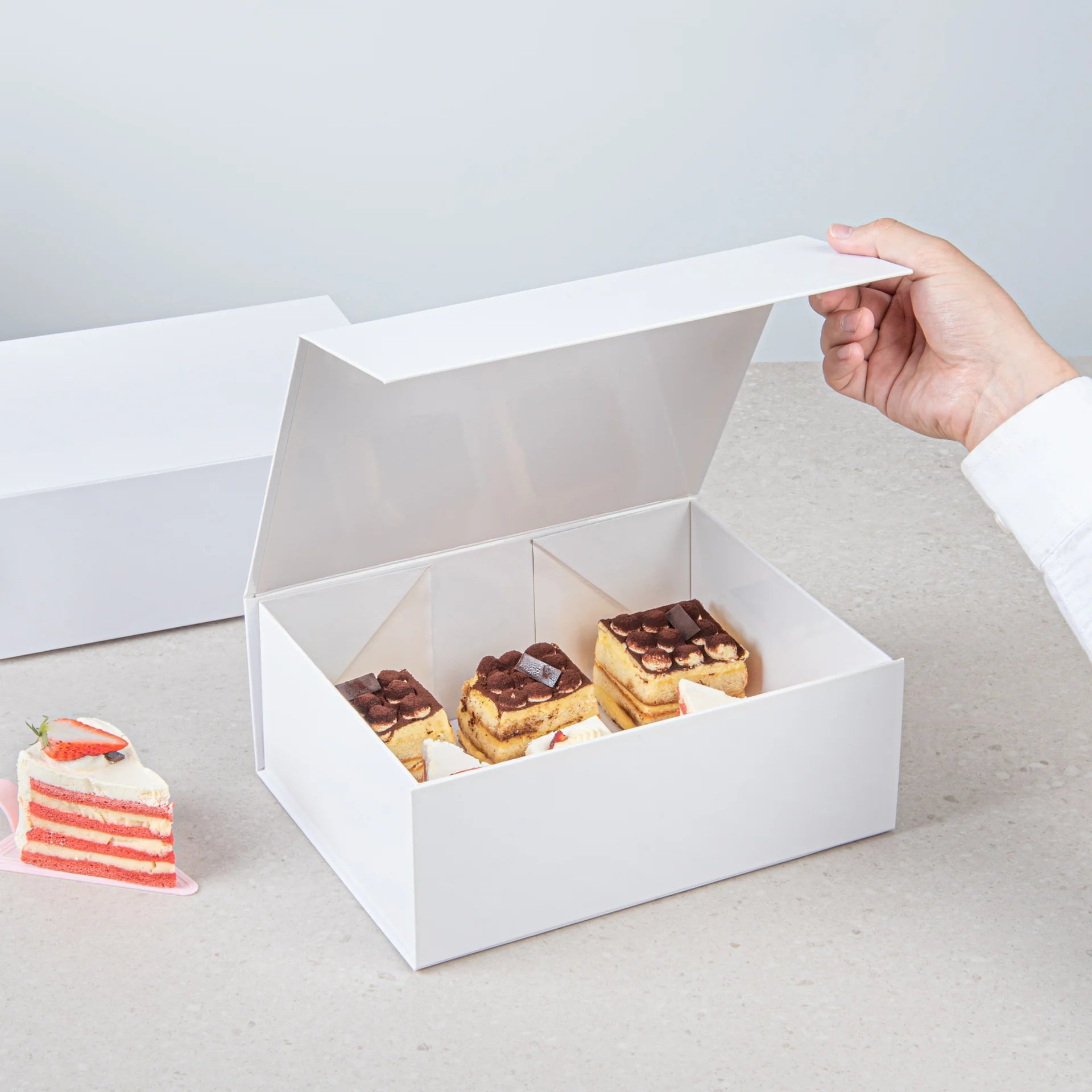 Gloss White Magnetic Paper Box - Large