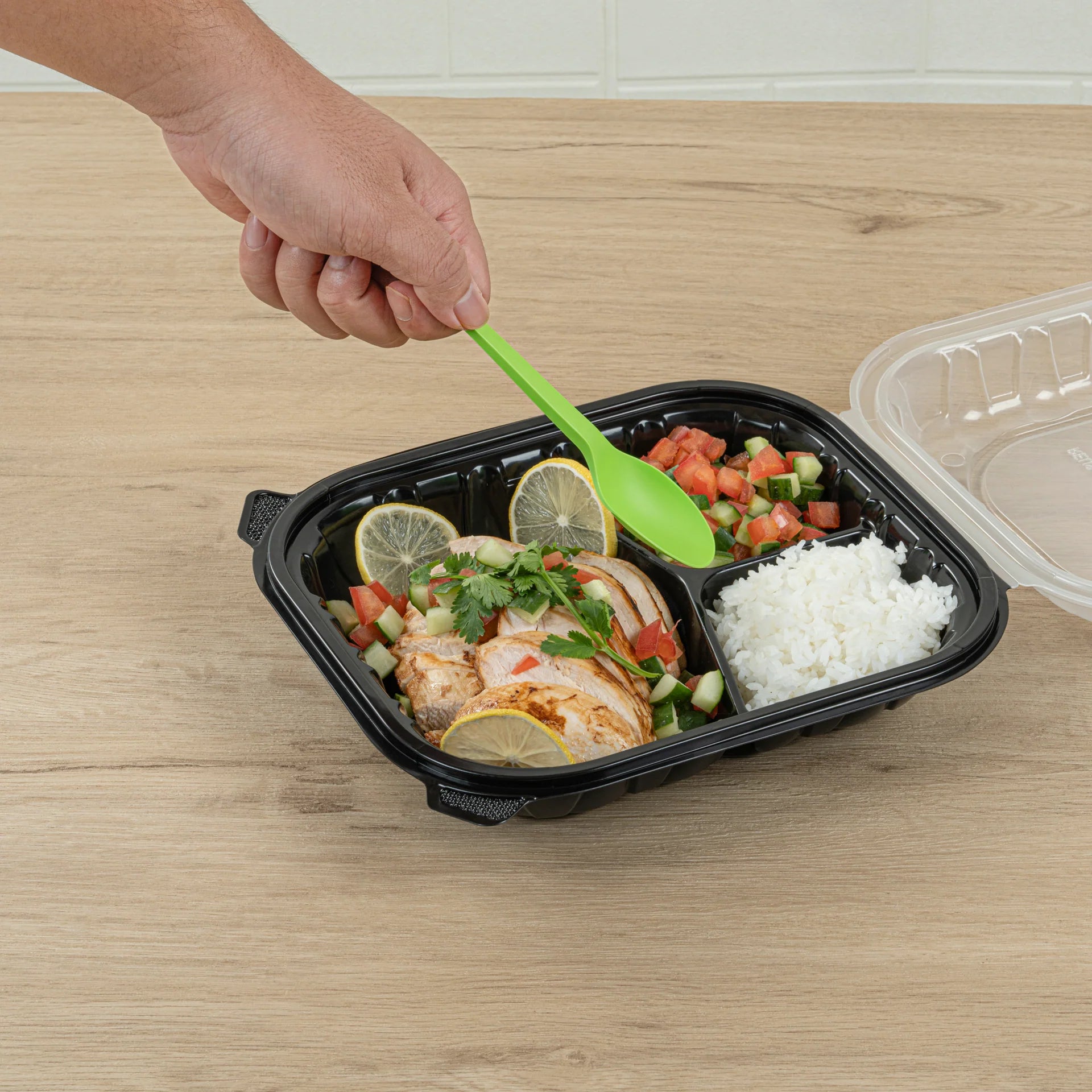 Green Compostable Cutlery Set with Napkin – 6.5 in – 100 Pieces per Box